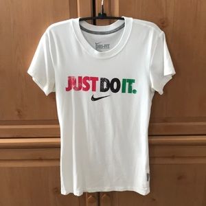 Nike dri-fit tee